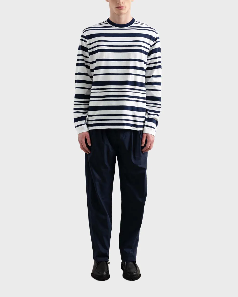 Edmmond Studios Multi Stripes Long Sleeve T-Shirt in White/Navy - Image 4